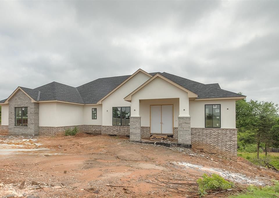 2nd image of 6516 NE 96th Cir