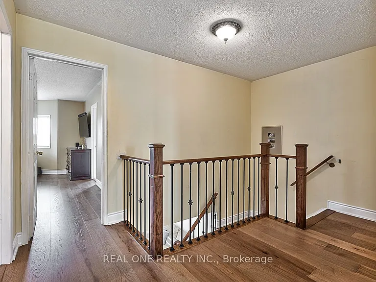 5881 Blue Spruce Ave — Photo 12