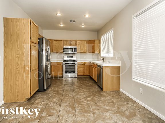5th image of 4405 Vogue St