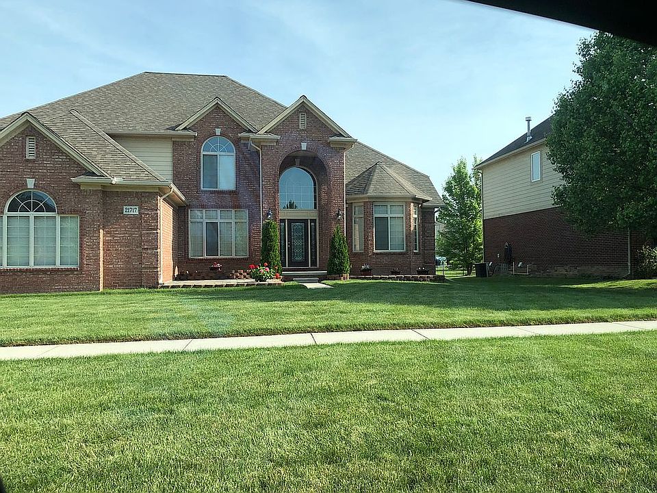 2nd image of 21717 Summerfield Dr