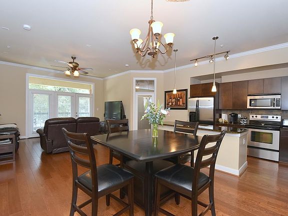 2nd image of 300 Saint Joseph Pkwy APT 122