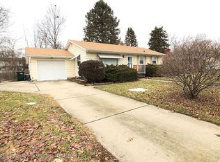 2200 Pleasant Grove Rd, Lansing, MI 48910