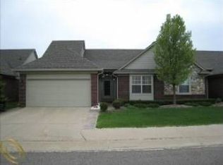 6936 Lexington Ave S, Shelby Township, MI 48317