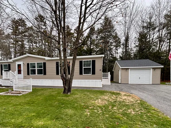 10 Alma Drive, Lisbon, ME 04250