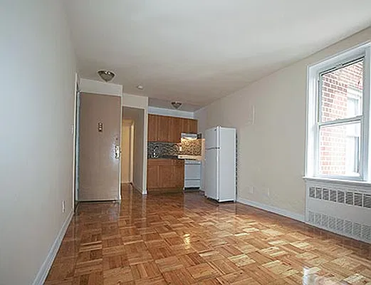 Rented by SW Queens Mezzanine | media 13