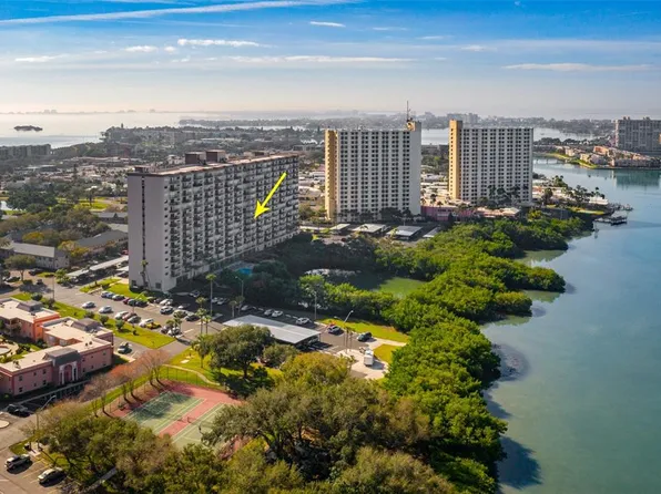 7050 Sunset Dr S APT 607, South Pasadena, FL 33707