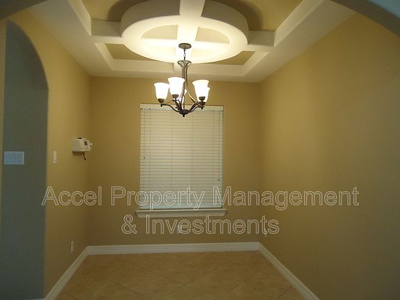 4th image of 8902 N 36th Ln