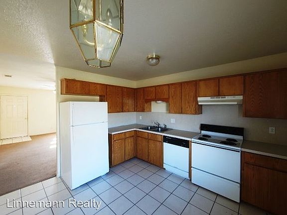4th image of 1005 Circle M Dr APT C