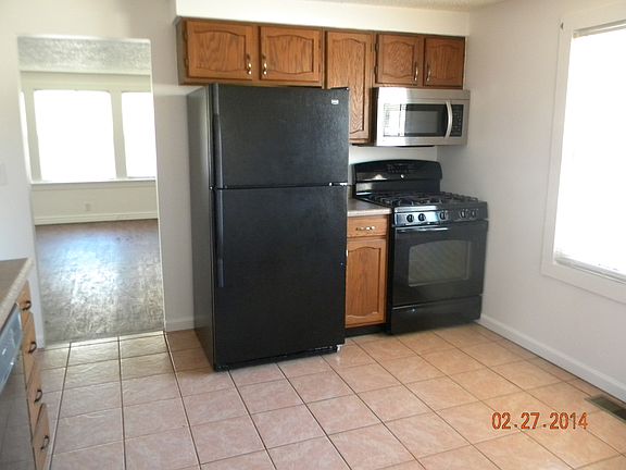 3rd image of 9702 Cote Brilliante Ave
