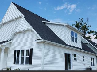 400 Dorchester Dr, Howell, MI