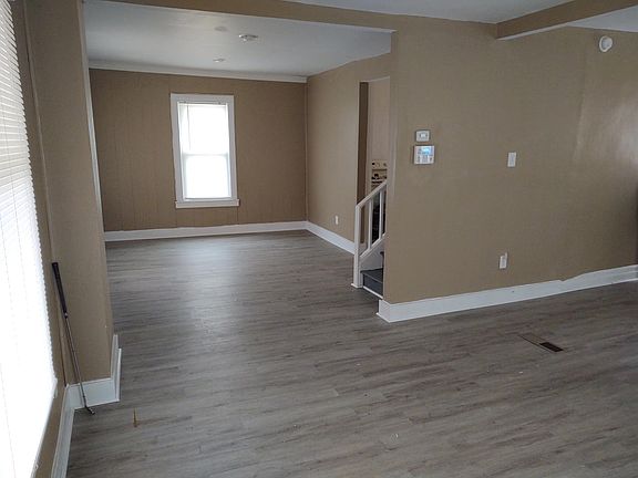 4th image of 553 S Jessie St