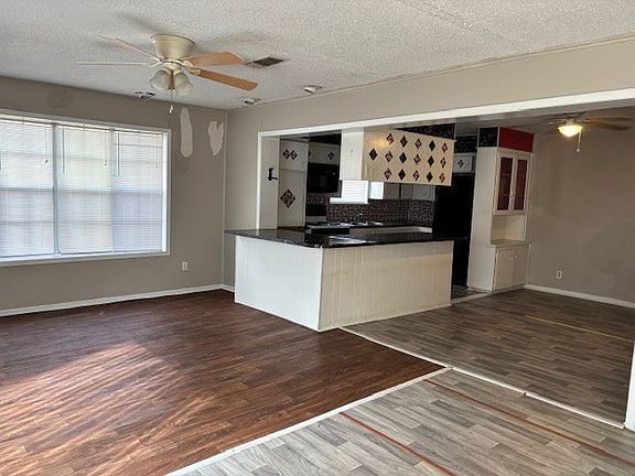4th image of 1408 Illinois Ave