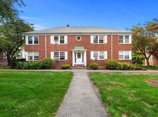 10 Parkview Ln APT D, Haverhill, MA 01835