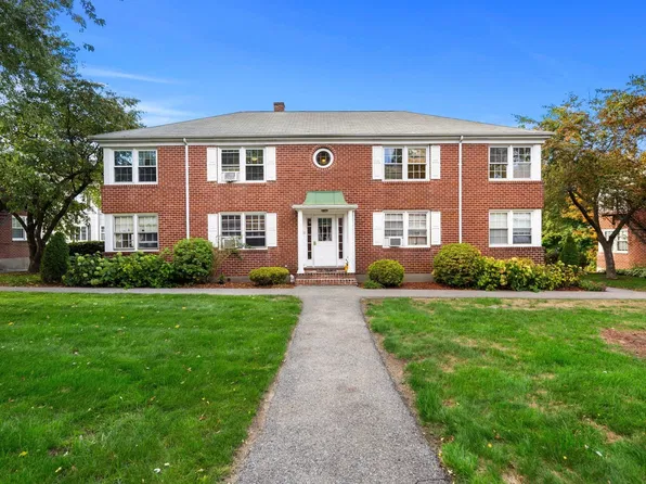 10 Parkview Ln APT D, Haverhill, MA 01835
