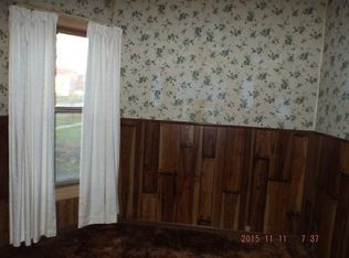 112 Water St, Evansville, WI 53536