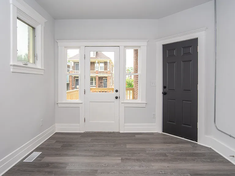 6187 Hecla St #1 — Photo 3