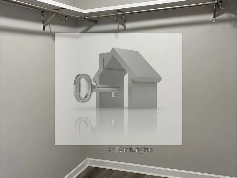 1068 Joaquin Rd — Photo 18