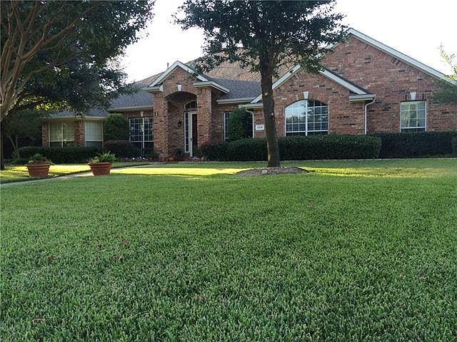1st image of 204 Hearthstone Dr
