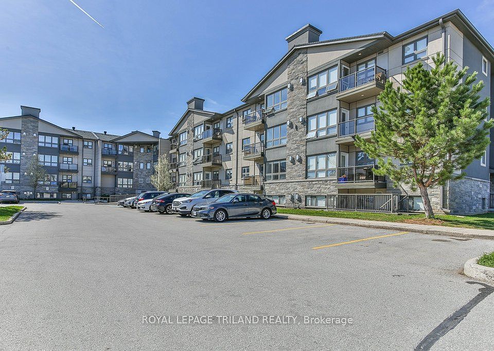 1st image of 5 Jacksway Cres #104