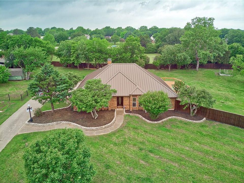 1st image of 1011 N Berry Trail Ct