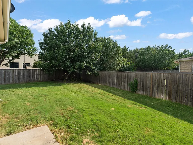 5924 Lost Valley Dr — Photo 27