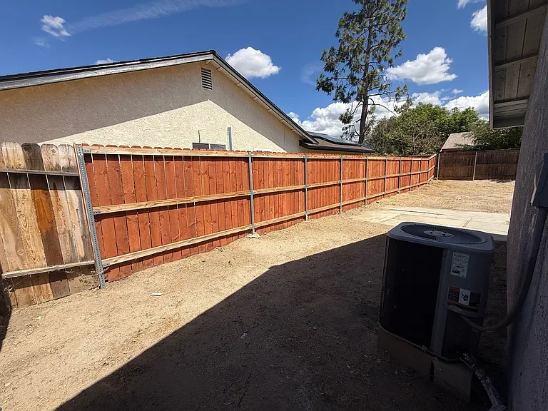 44466 Meadow Grove St — Photo 18