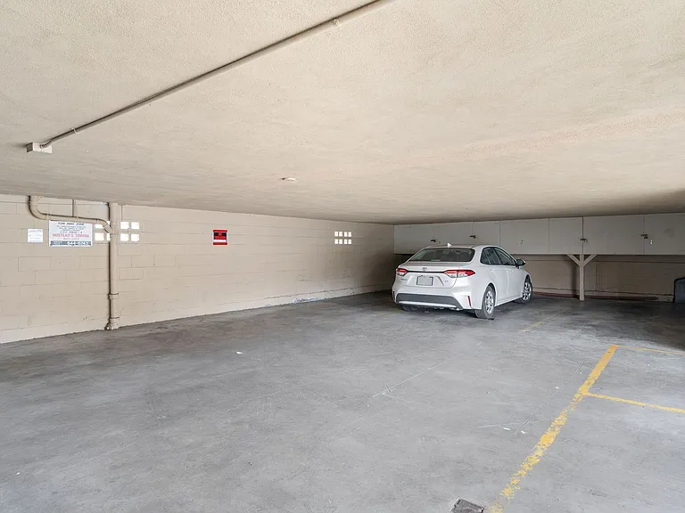1444 Walnut St. — Photo 17