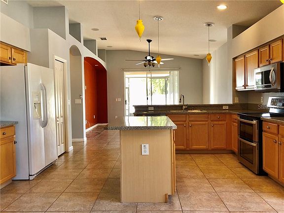 5th image of 13607 Ogakor Dr