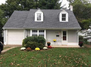 612 Chestnut St, Palmyra, NJ 08065