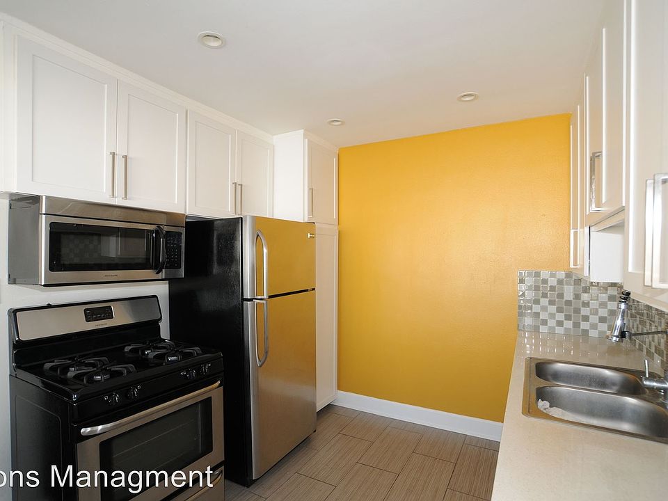 1st image of 1829 20th St APT E