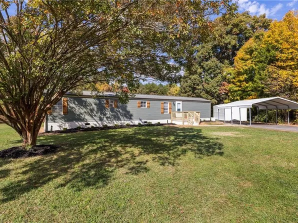 138 Dakota Ln, Mocksville, NC 27028