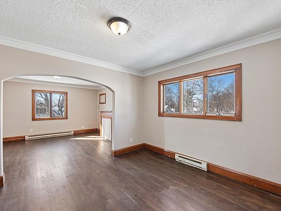 5th image of 1237 5th St E