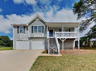 237 Twin Oaks Ln, Dallas, GA 30157