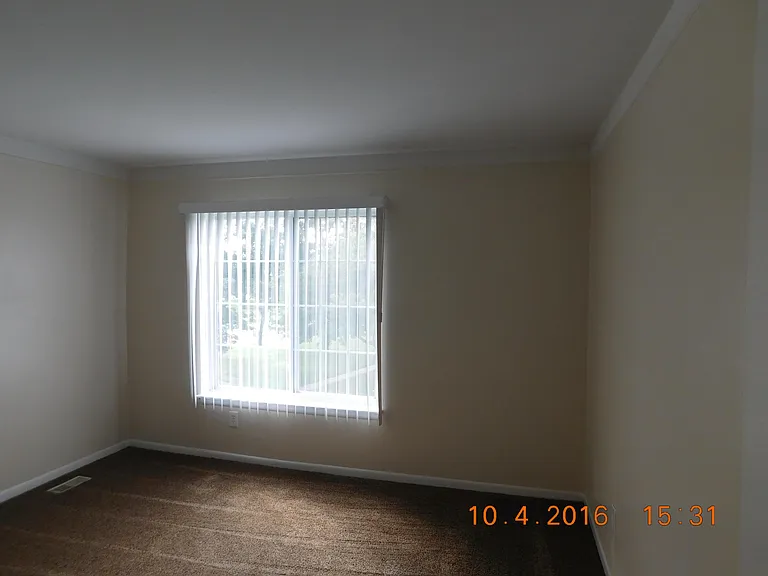 444 Fox Hills Dr N #7 — Photo 26