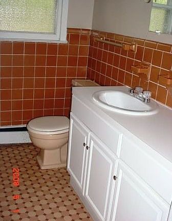 5th image of 445 Colebrook Dr