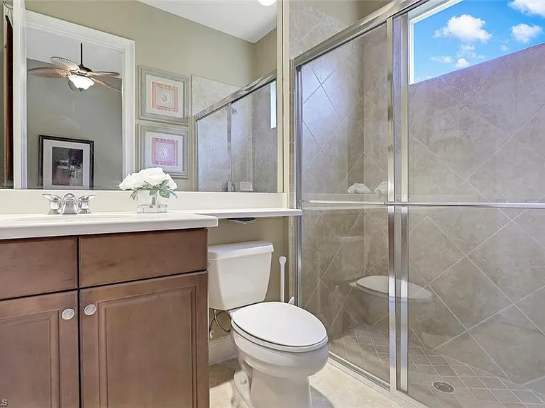 28611 Via D Arezzo Dr — Photo 25
