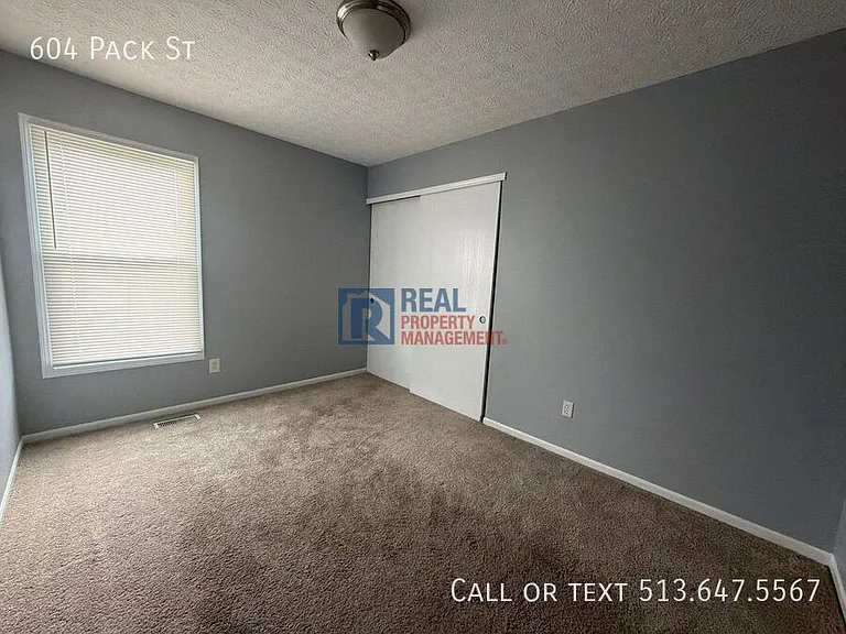 604 Pack St — Photo 12