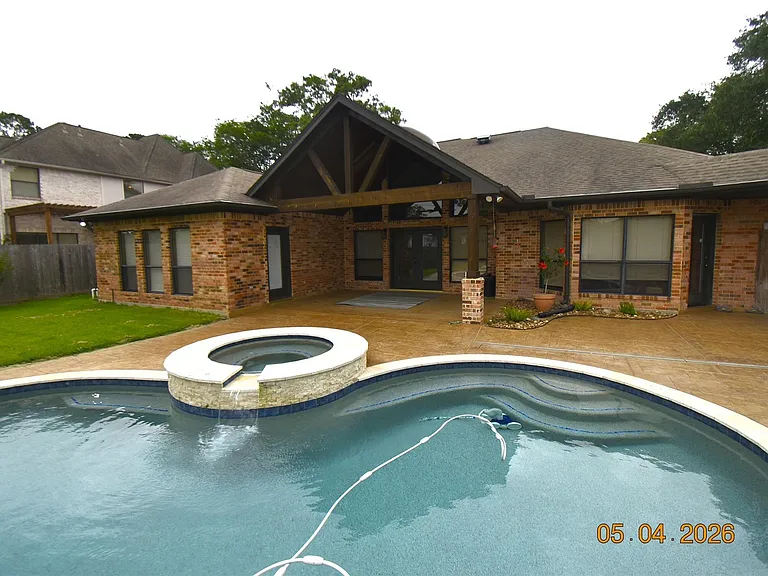 421 Creekside Dr — Photo 28