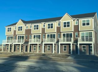 29969 Center St, New Hudson, MI