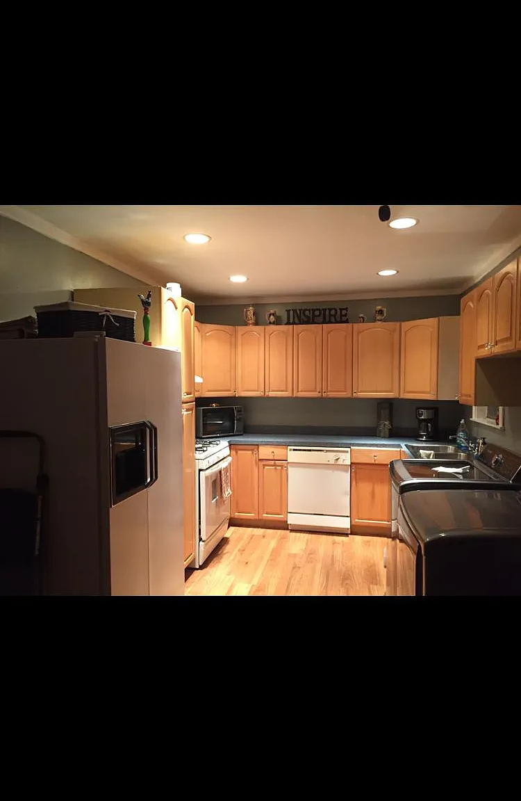 3 bed, 1100 sqft, $1,650 — Photo 4