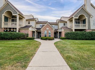 229 Brookwood Dr UNIT 9, South Lyon, MI