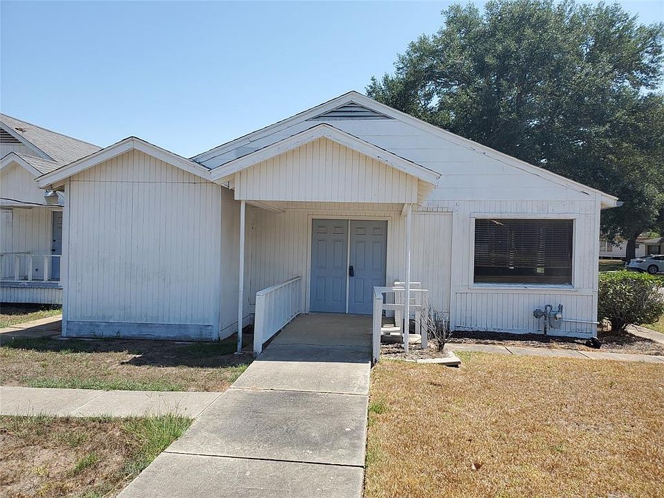 1st image of 803 Live Oak Street