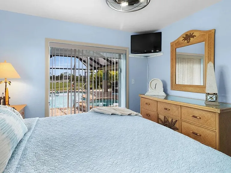 24 Clubhouse Ct — Photo 16