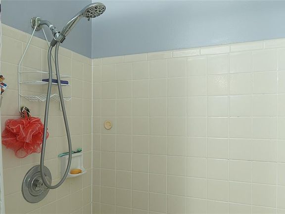 4th image of 5250 Warrior Ln