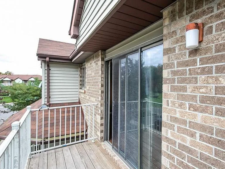 4220 Birchwood Ct — Photo 3