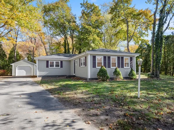 2 Crescent Rd, Carver, MA 02330