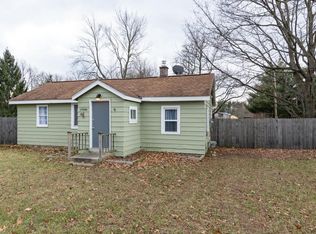 57090 Murray St, Mattawan, MI 49071