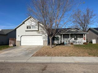 3205 Salem St, Caldwell, ID 83605