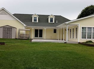 5573 W Diamond Lake Rd, Wawaka, IN 46794