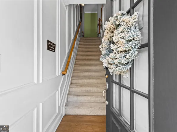 284 Blue Pointe Ct, Suwanee, GA 30024